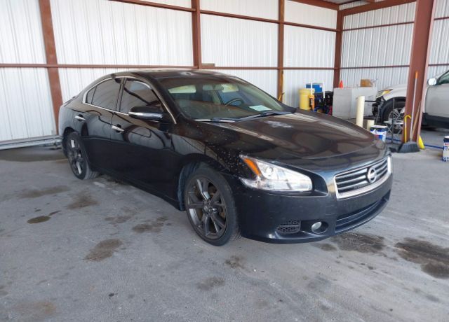 Nissan Maxima