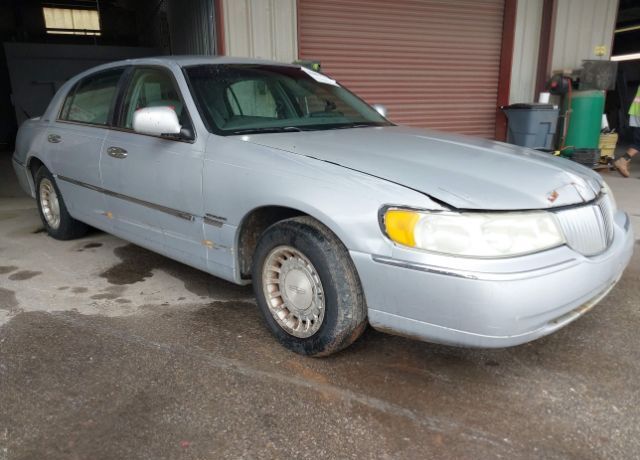 Lincoln Town Car