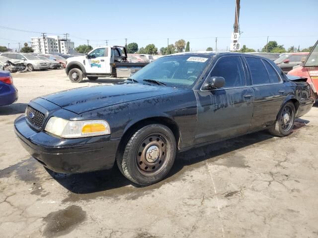 Ford Crown Victoria
