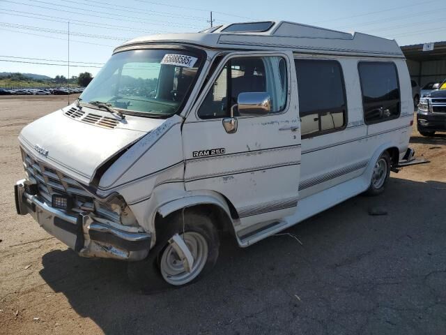 Dodge Ram Van