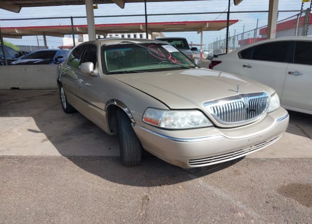 Lincoln Town Car