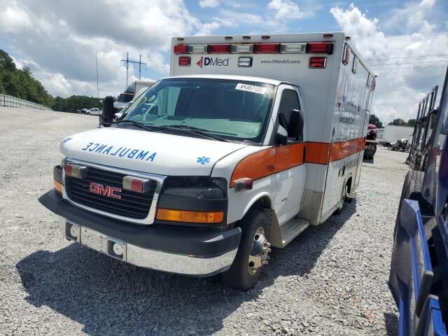 GMC Savana