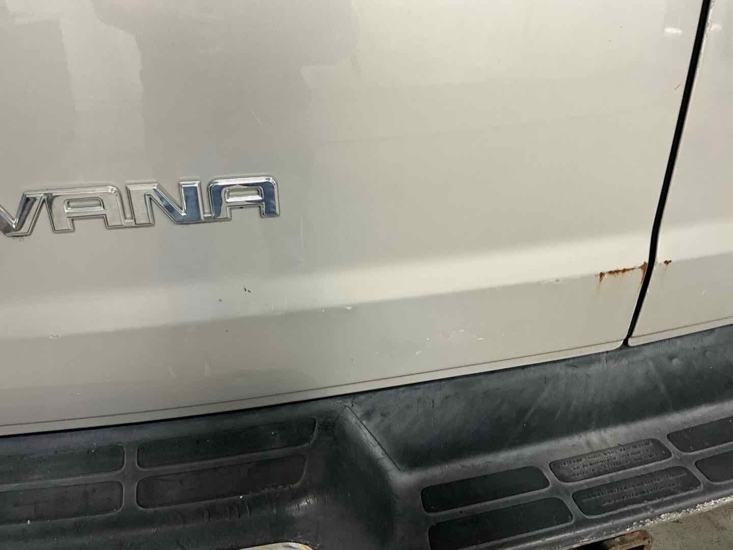 GMC Savana