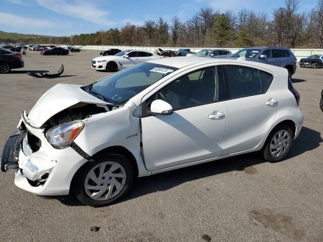 Toyota Prius C