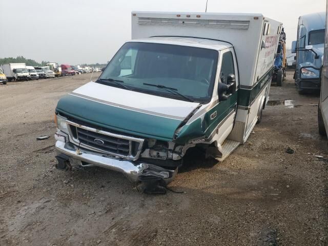 Ford E-350