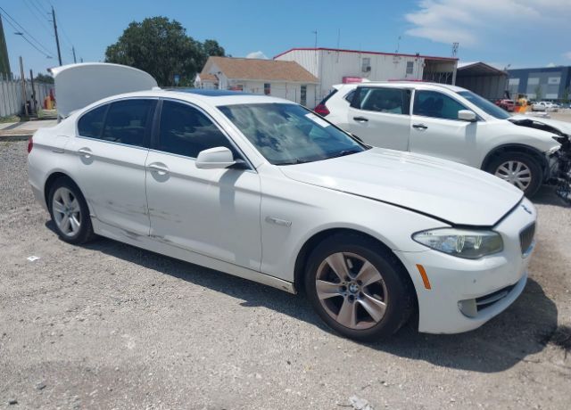 BMW 528i