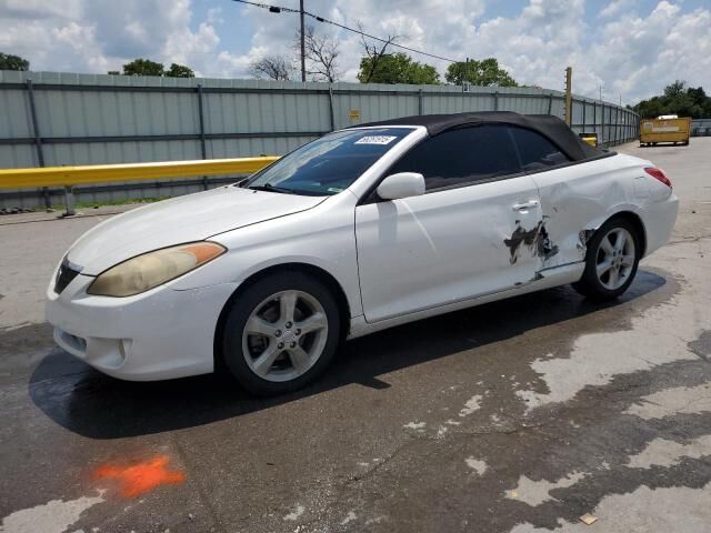 Toyota Camry Solara