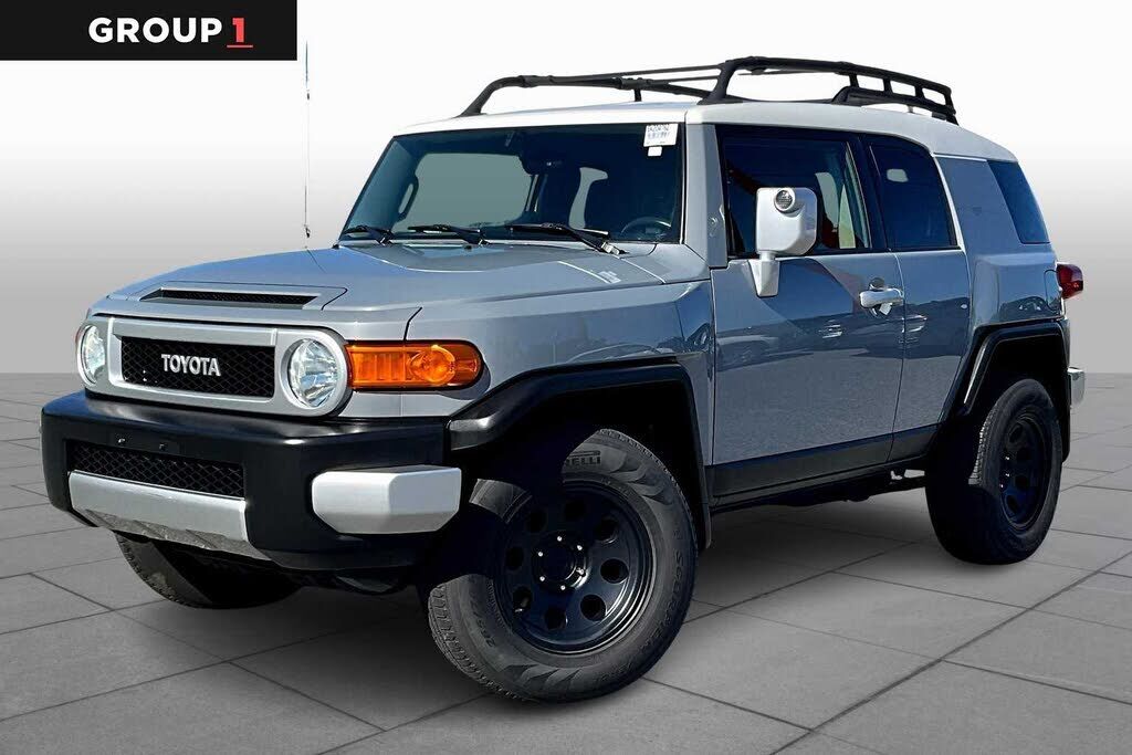 Toyota FJ Cruiser