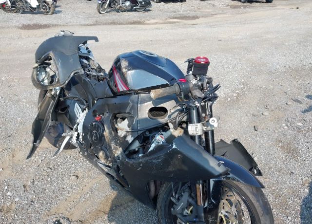 Suzuki GSX-R750