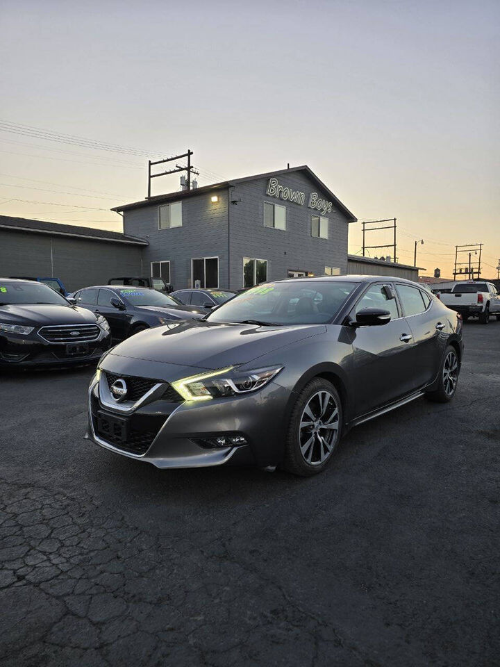 Nissan Maxima