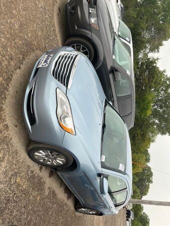 Chrysler 200