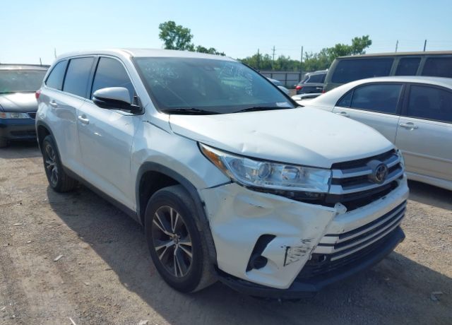 2019 TOYOTA Highlander
