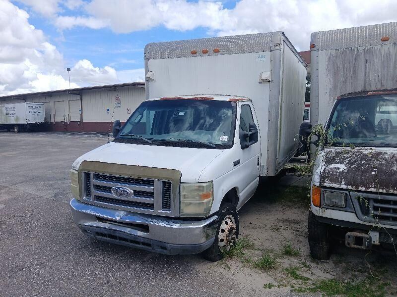 Ford E-350