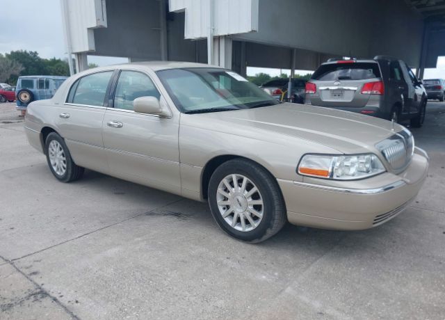 Lincoln Town Car