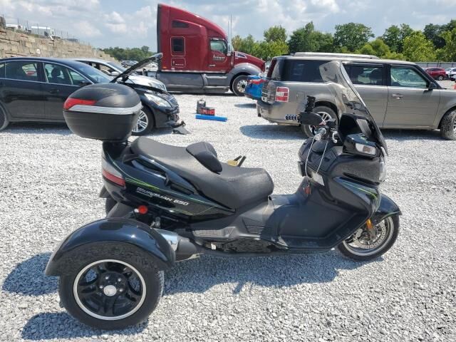 Suzuki AN650AL