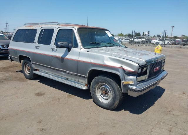 GMC Suburban