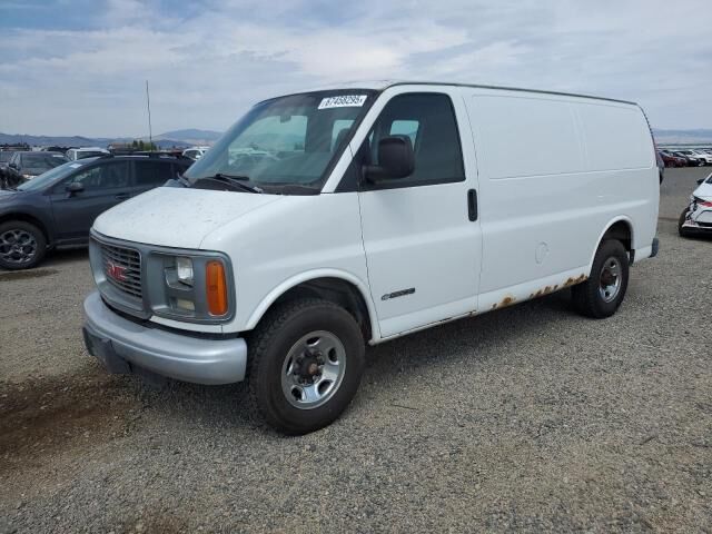 GMC Savana