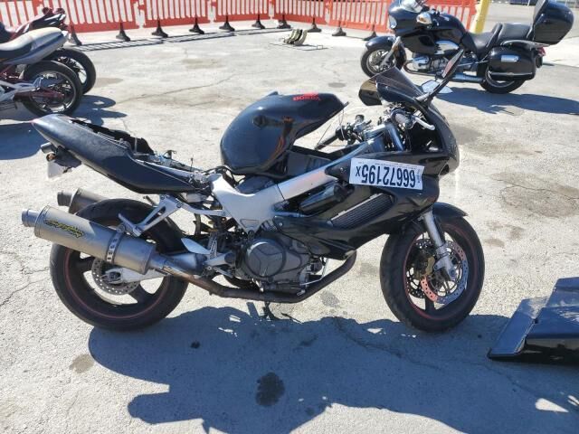 Honda VTR1000F (SUPERHAWK)