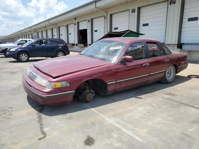 Ford Crown Victoria