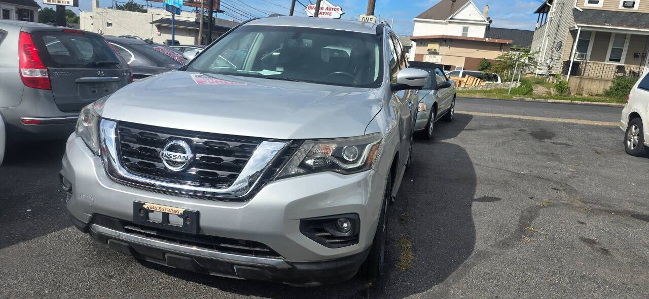 2017 NISSAN Pathfinder