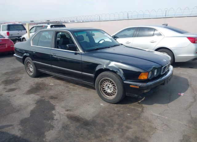 BMW 740i