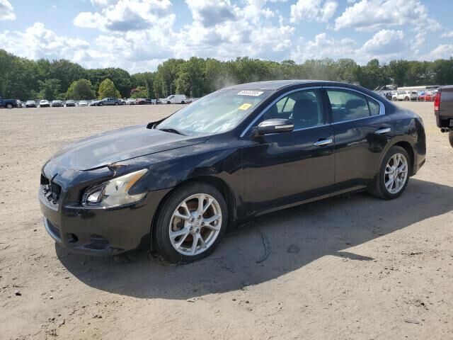 Nissan Maxima