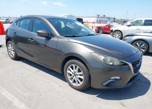 2014 MAZDA Mazda3