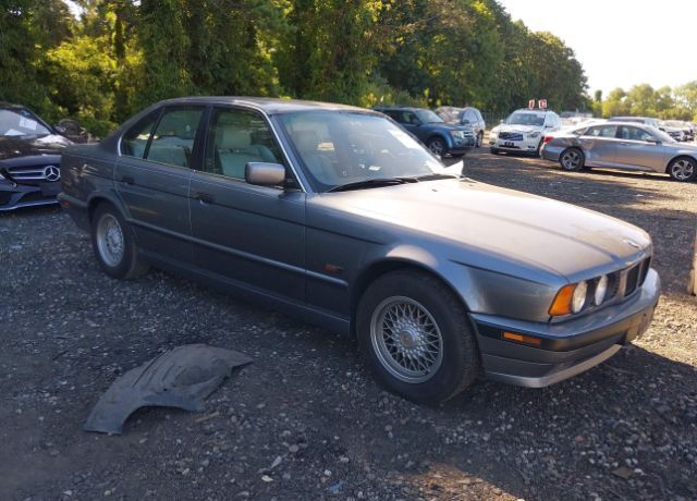 BMW 525i