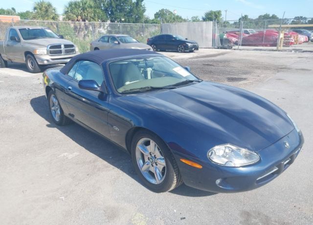 Jaguar XK8
