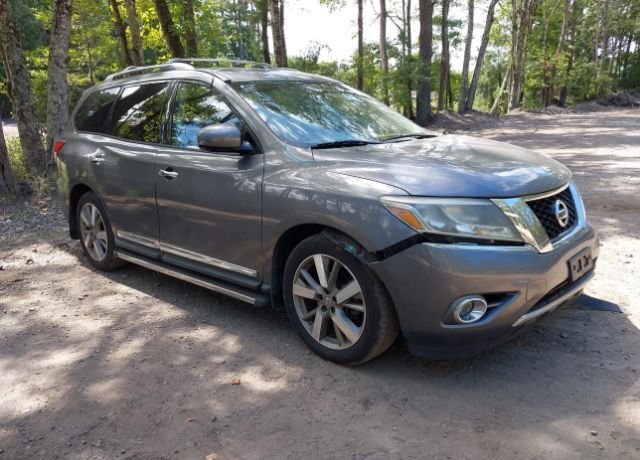 2015 NISSAN Pathfinder