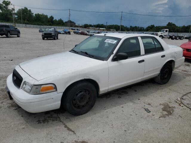 Ford Crown Victoria