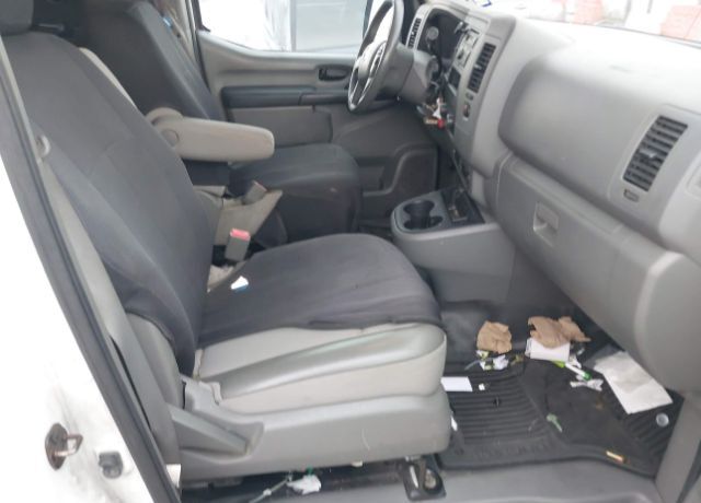 Nissan NV