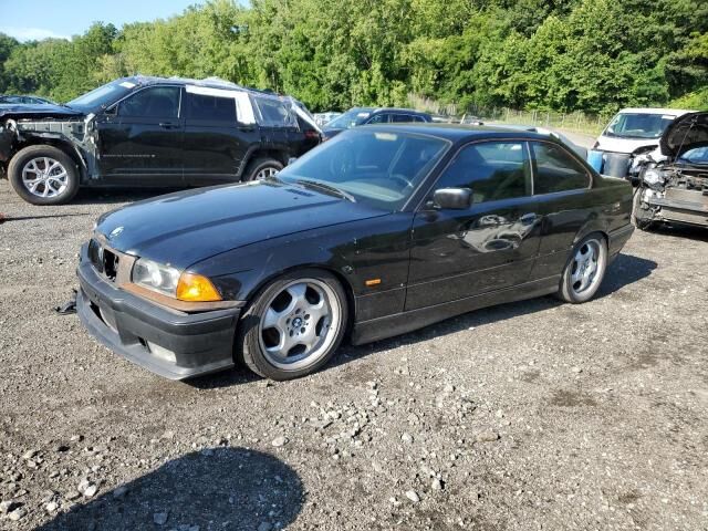 BMW 328iS