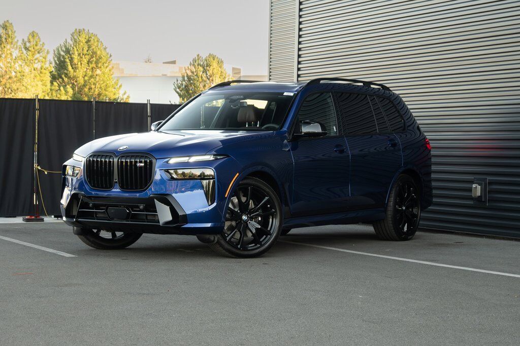 2026 BMW X7