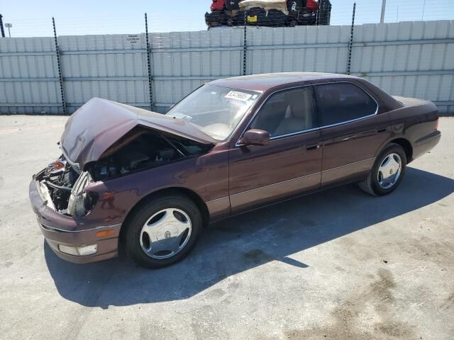 Lexus LS