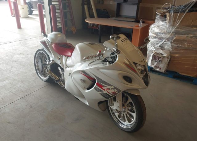 Suzuki GSX1300R