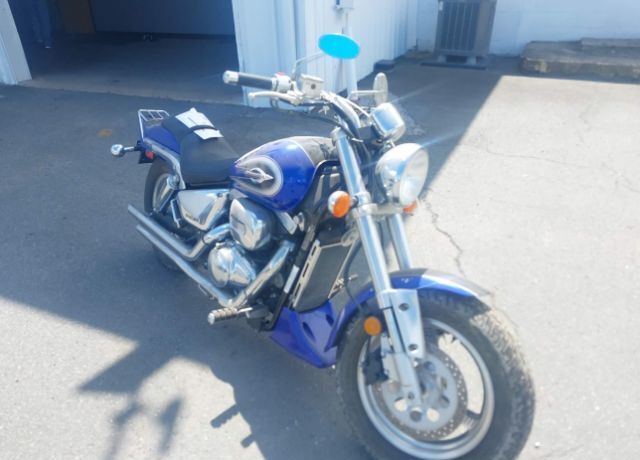 Suzuki VZ800