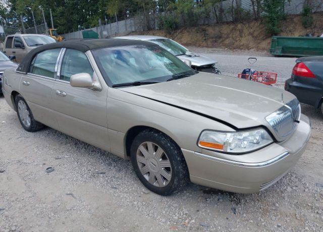 Lincoln Town Car