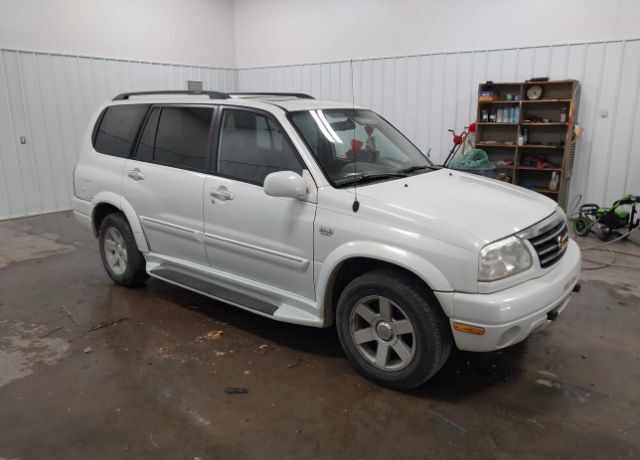 Suzuki XL7