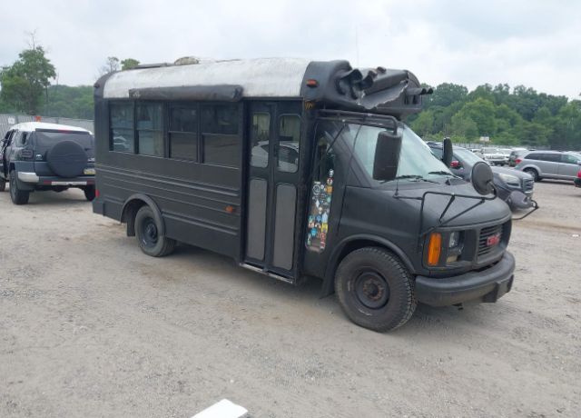 GMC Savana