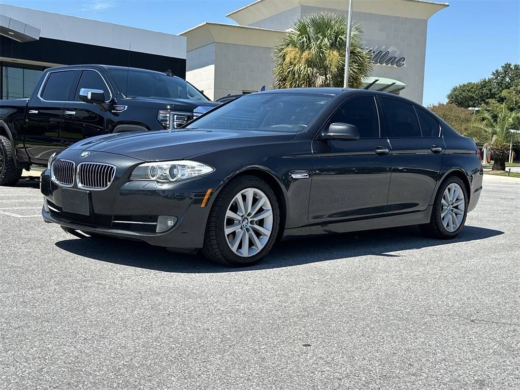 BMW 528i