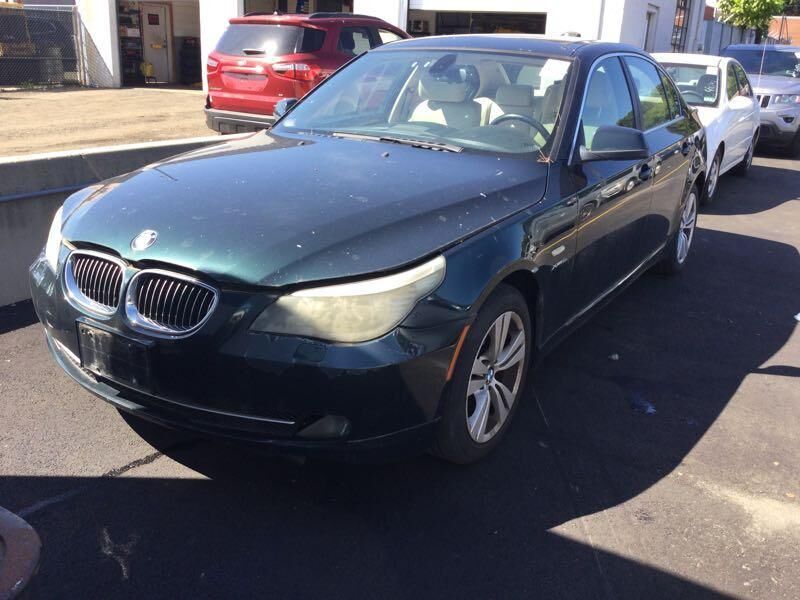 BMW 528i