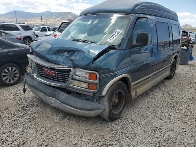 GMC Savana