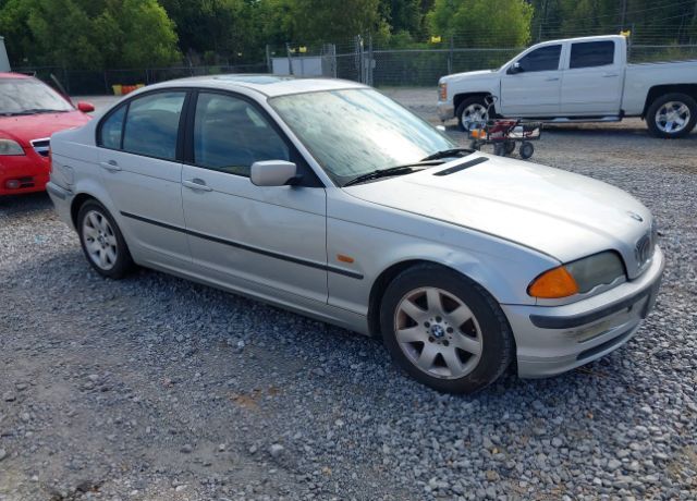 BMW 323i