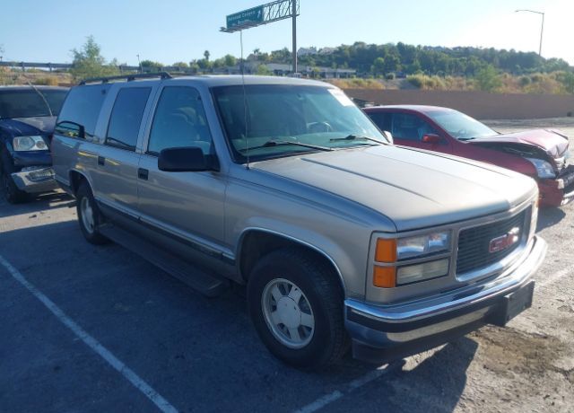 GMC Suburban