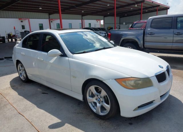 BMW 330i