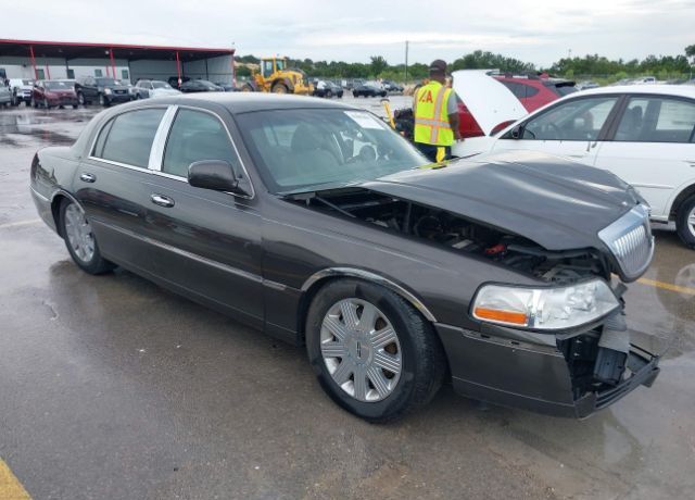 Lincoln Town Car