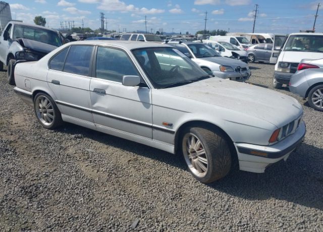 BMW 525i