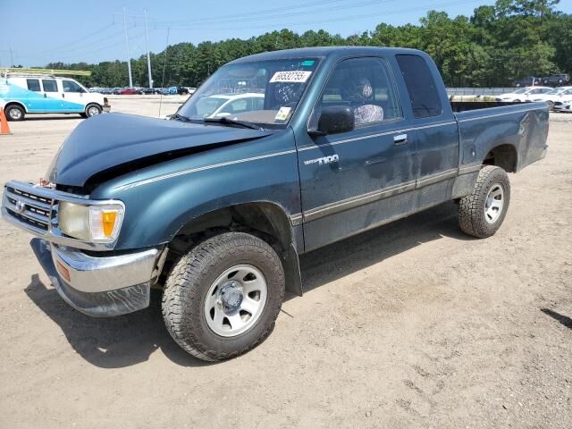 Toyota T100