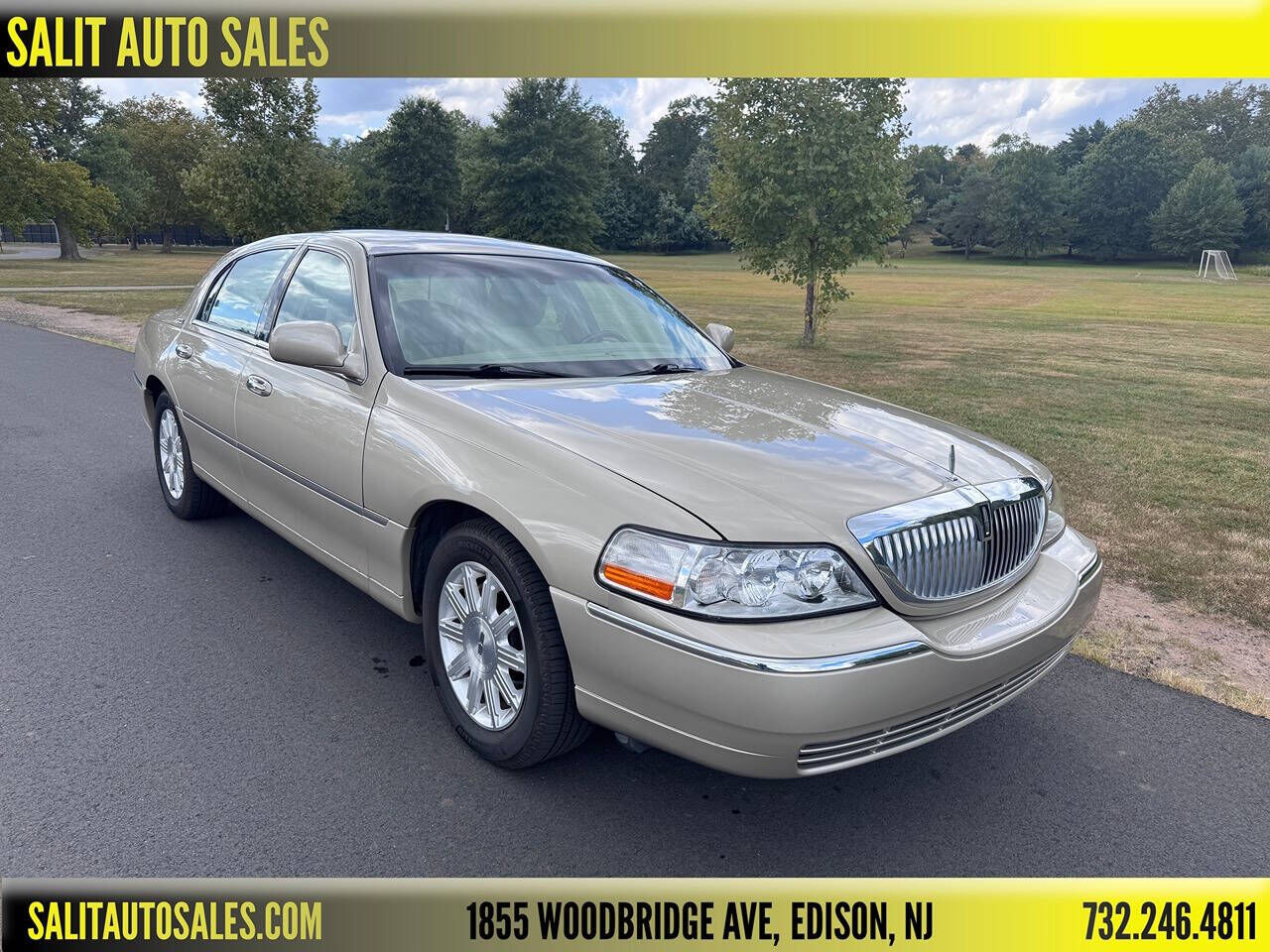 Lincoln Town Car